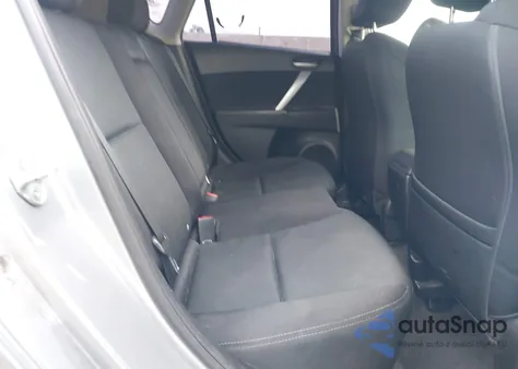 2011 Mazda 3 S z USA, uszkodzony, nr VIN JM1BL1K69B1398748